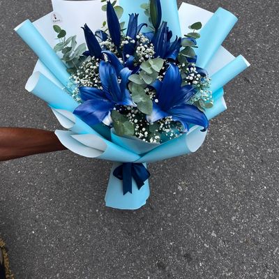 Elegant Dyed Lily Floral Bouquet