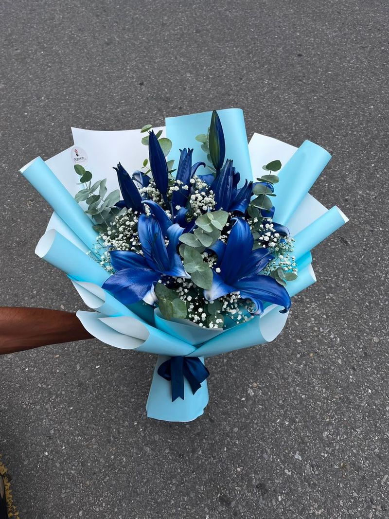 Elegant Dyed Lily Floral Bouquet