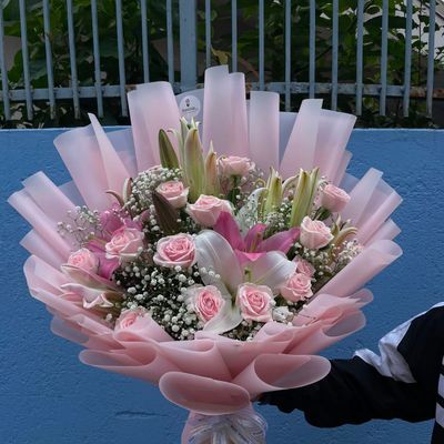 Pastel Rose & Lily Bouquet