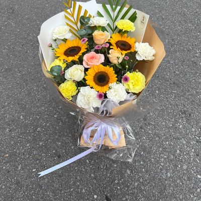 Colorful Mixed Flower Arrangement