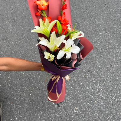 Lily & Gladiolus Bouquet