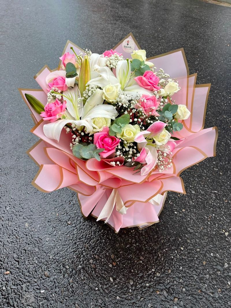 Pastel Rose & Lily Arrangement