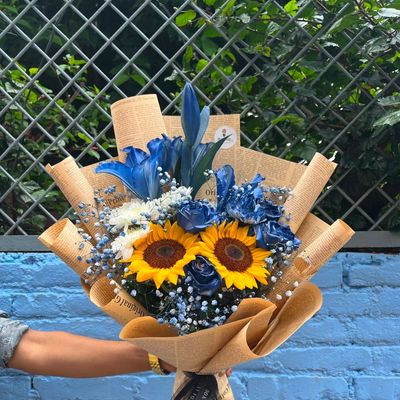 Blue & Sunshine – Mixed Flower Bouquet