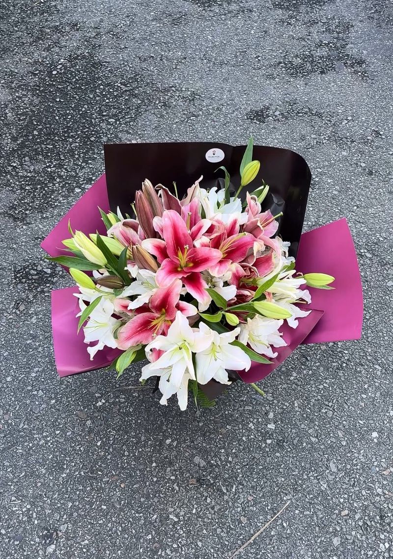 Seven & Seven Lilies