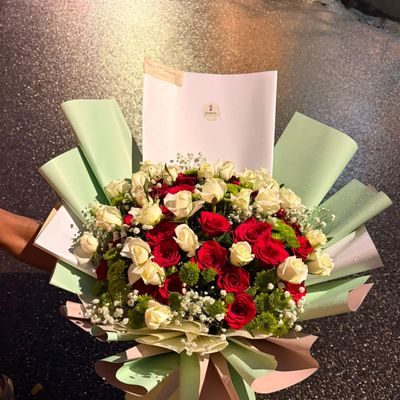 Red & White Rose Bouquet