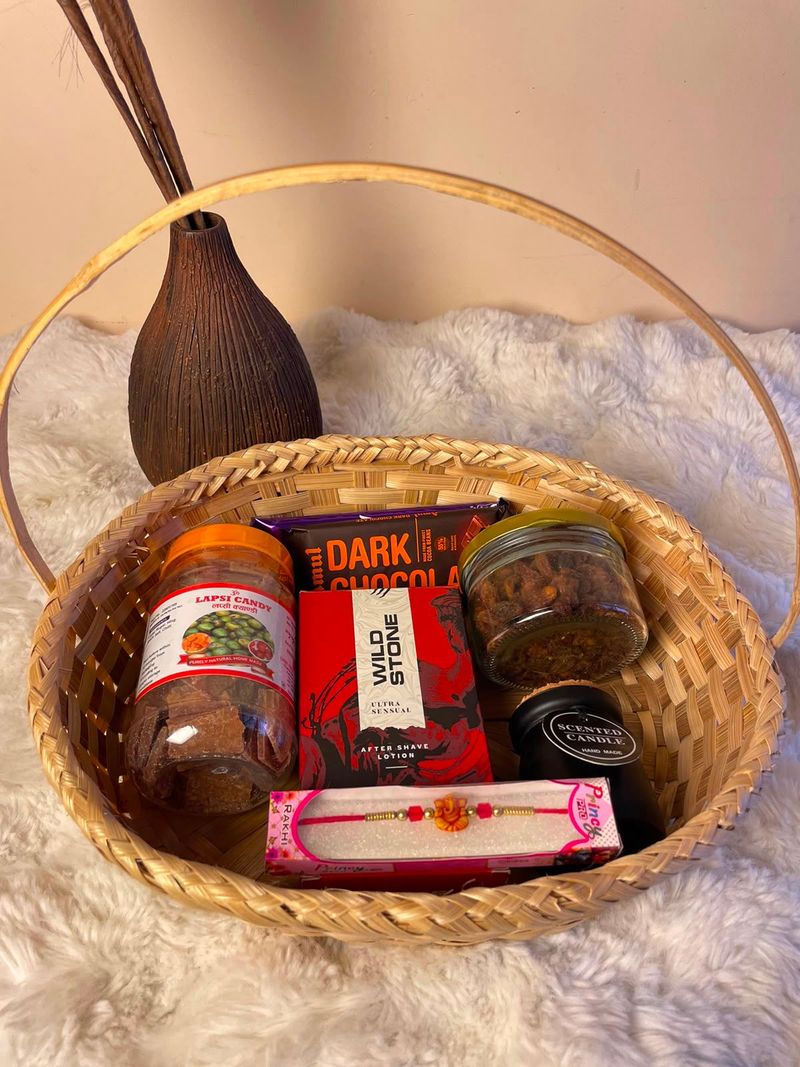 A Thoughtful Mix of Love, Care & Treats