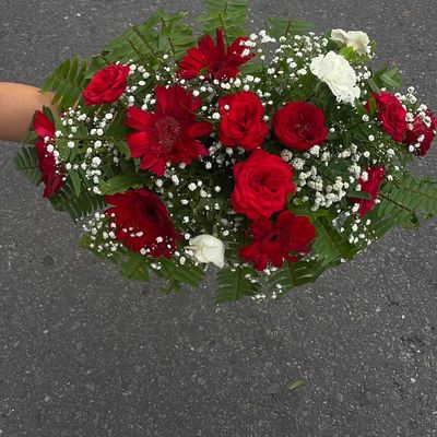 Scarlet Bloom Podium Decor  