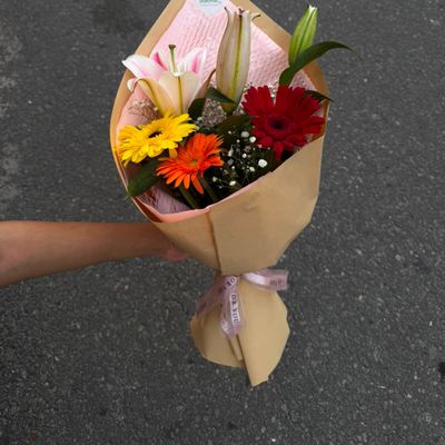 Lily & Gerbera Harmony