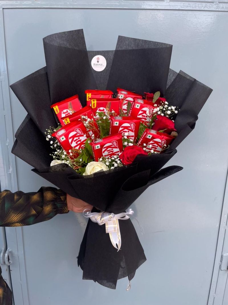 Love & KitKat Bouquet