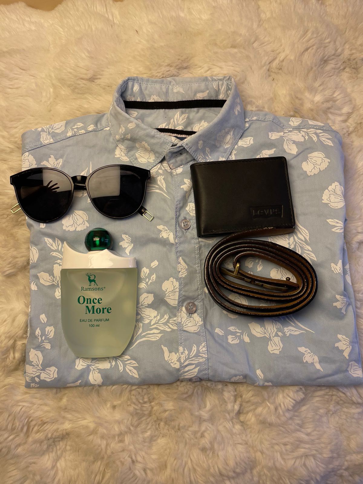Men’s Blue Bloom Style Combo Disclaimer: Actual colors and appearance may vary slightly due to lighting, photography, and individual screen settings.