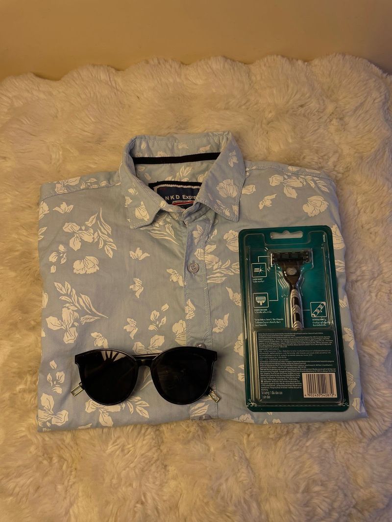 Blue Bloom Gentleman Tee